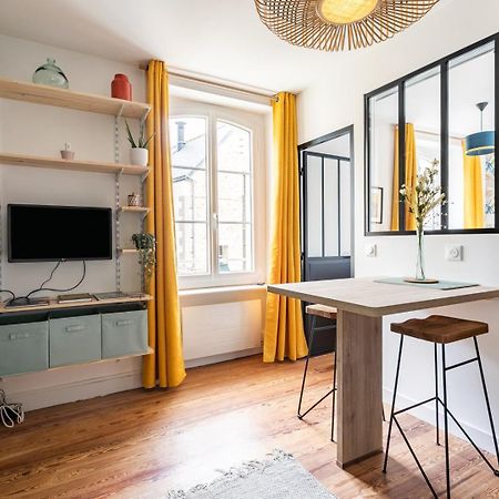 Lucelyne - Beau T2 Renove - Centre - Plage 400M Appartement Dinard Buitenkant foto